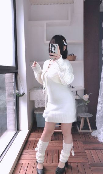 蜜桃av鲁一鲁一鲁一鲁_720电影完整版在线观看