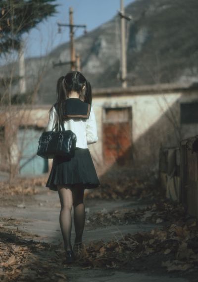 gogo午夜影院_720免费高清观看