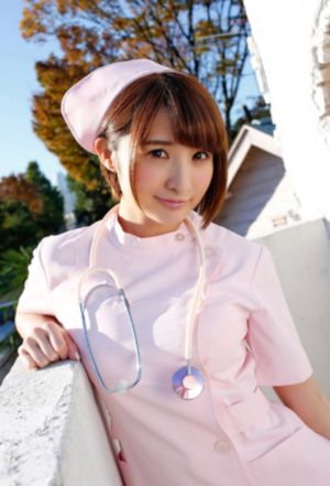 关秀媚三级露全乳_1080电影在线观看
