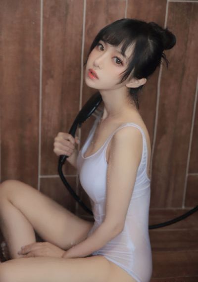 草莓视频在线免费播放_超清免费观看超清