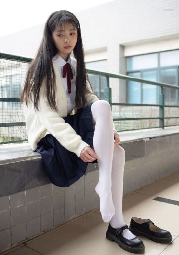 镜流口水流白色液体正常吗图片_剧情片高清视频观看
