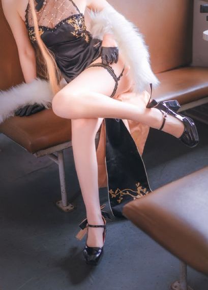 黑色丝袜美美女被狂躁av_国产剧电影完整版在线观看