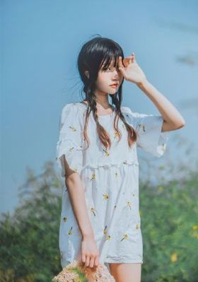 年轻善良大胸女2_高清免费观看超清